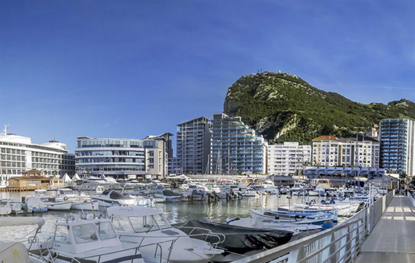 Image of Apartment - 2 Bedrooms - 2 Bathrooms for Rental in Royal Ocean Plaza-Gibraltar, Image 18